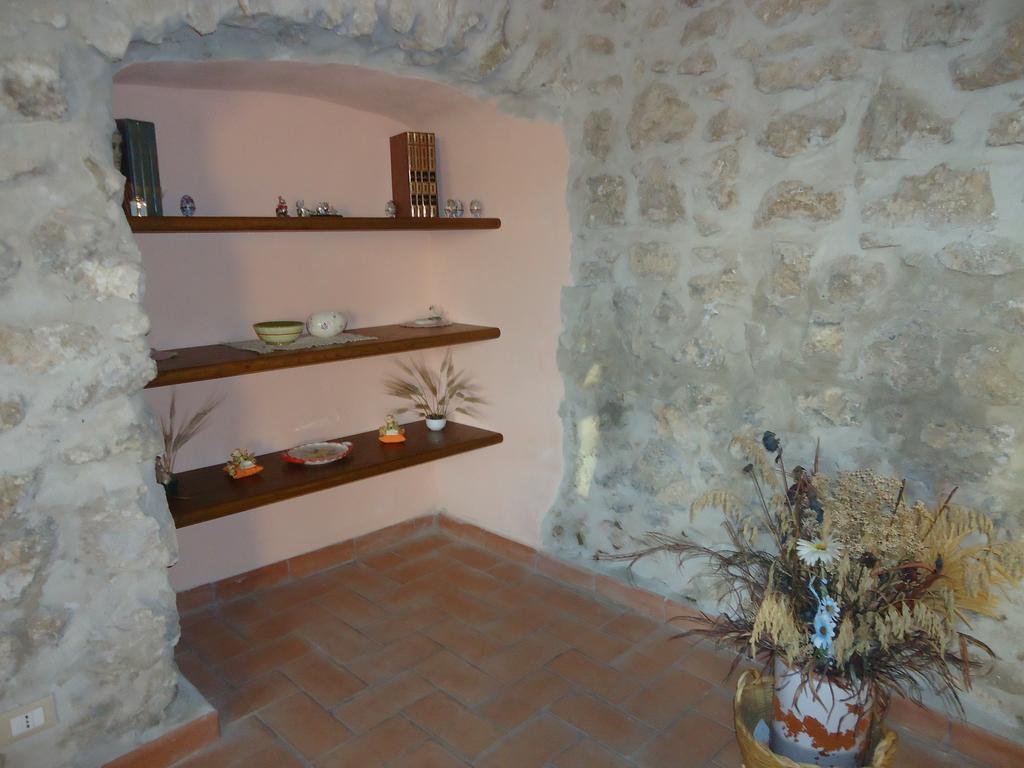Residence Il Convento SantʼAngelo a Fasanella Rum bild